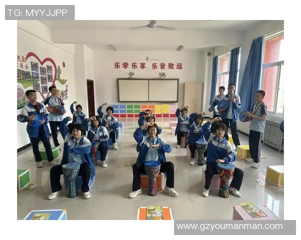 明天你好足球星携手绿茵梦想点燃青春激情共谱奋进新篇章 明天你好足球星携手绿茵梦想点燃青春激情共谱奋进新篇章