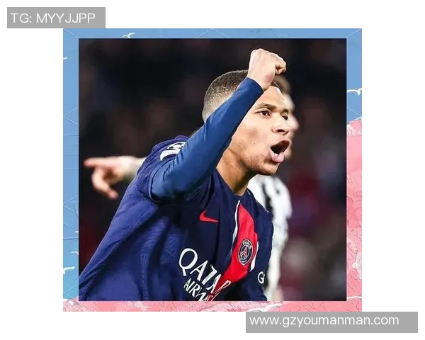 四位传奇足球明星的卓越成就与球场人生揭秘