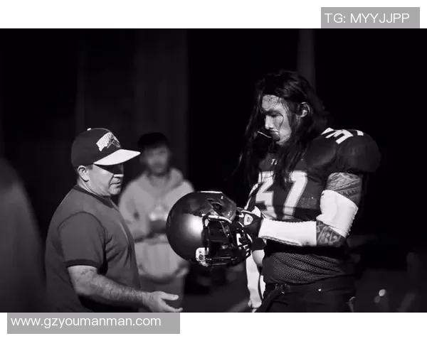 足球四大球星与动物奇妙融合揭示体育精神与自然力量的完美结合