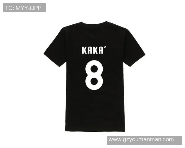 球星足球套装男款价格分析及购买建议